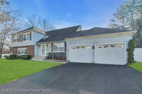 Marlboro, NJ 07746,78 Steeplechase Drive