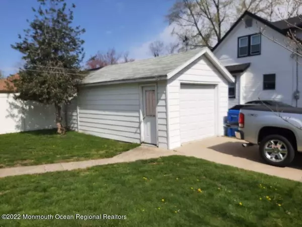 Belford, NJ 07718,341 Campbell Avenue