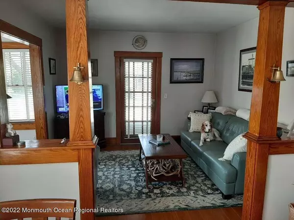 Belford, NJ 07718,341 Campbell Avenue