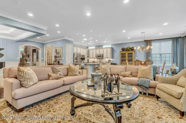 Monroe, NJ 08831,9 Riviera Drive