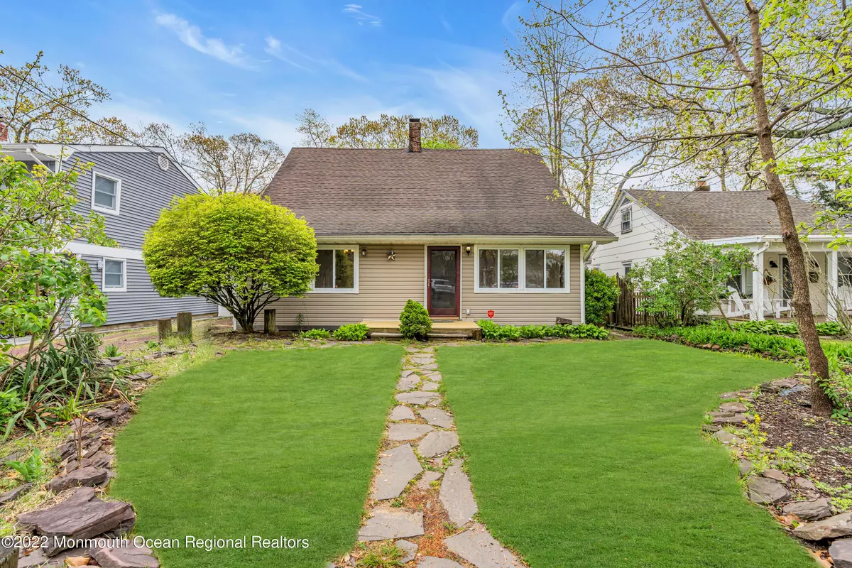 Point Pleasant, NJ 08742,212 Hall Avenue