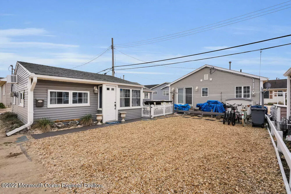 Lavallette, NJ 08735,35 E Plover Way