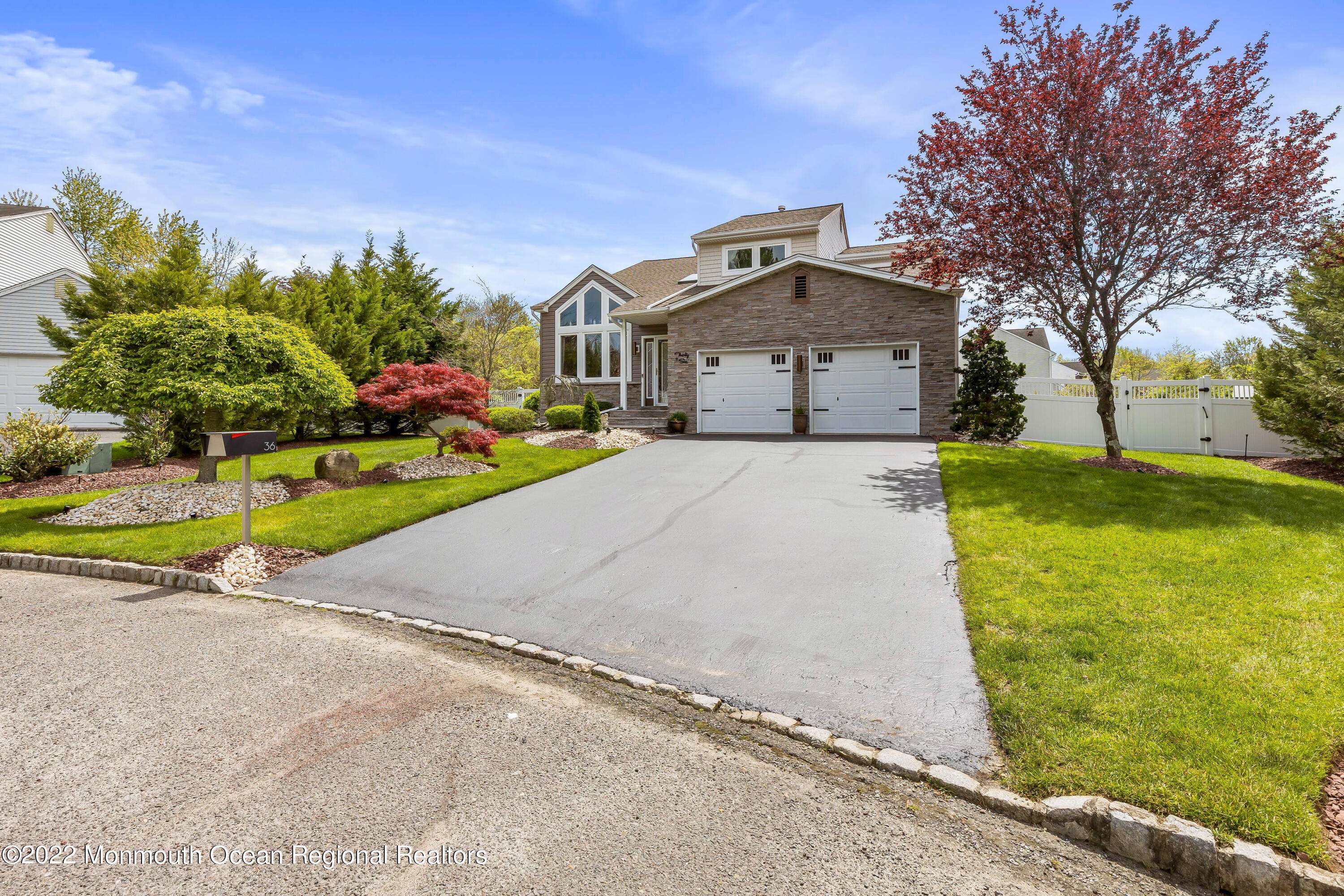 Howell, NJ 07731,36 Driftwood Drive