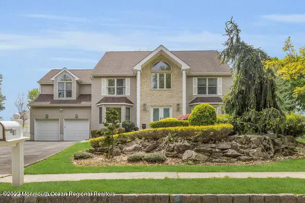 37 Somerset Place, Matawan, NJ 07747