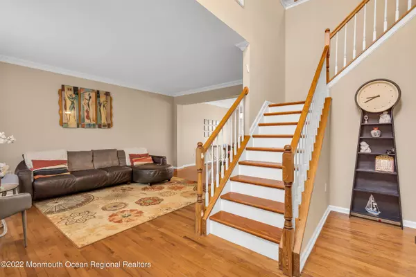 Manalapan, NJ 07726,9 Turnberry Drive