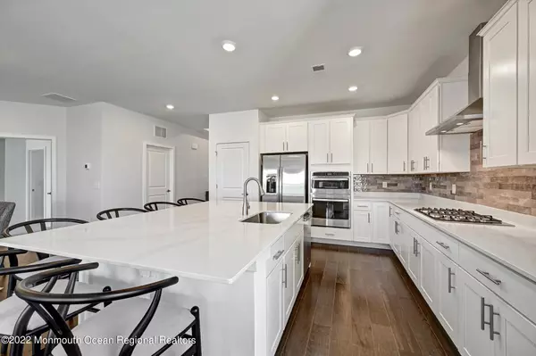 Monroe, NJ 08831,69 Starlight Drive