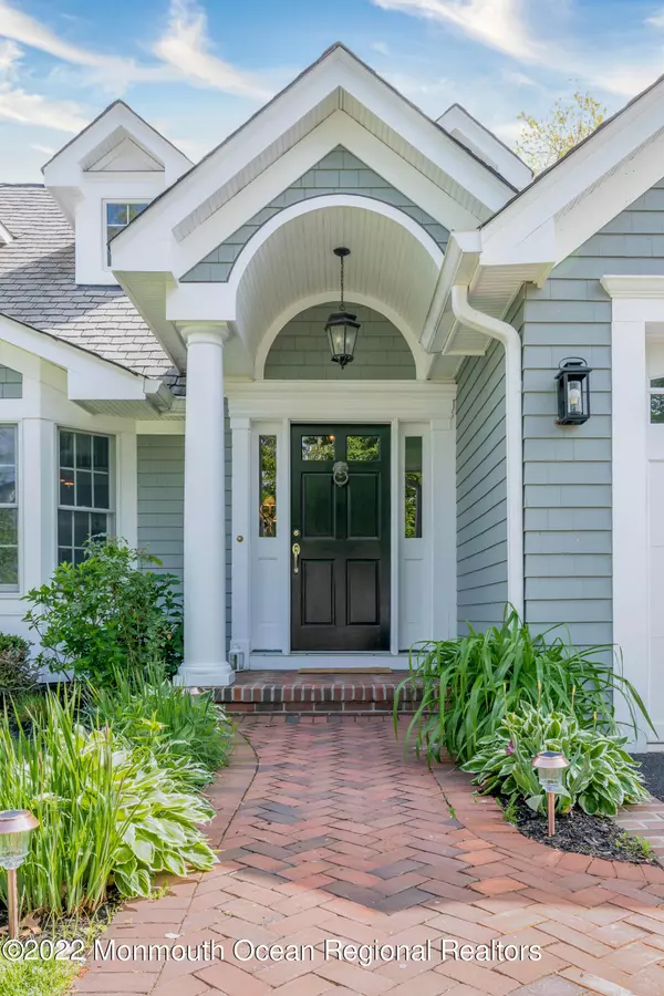 Rumson, NJ 07760,14 Rosalie Avenue