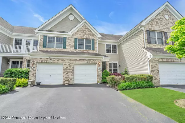 Manalapan, NJ 07726,98 Deepwater Circle