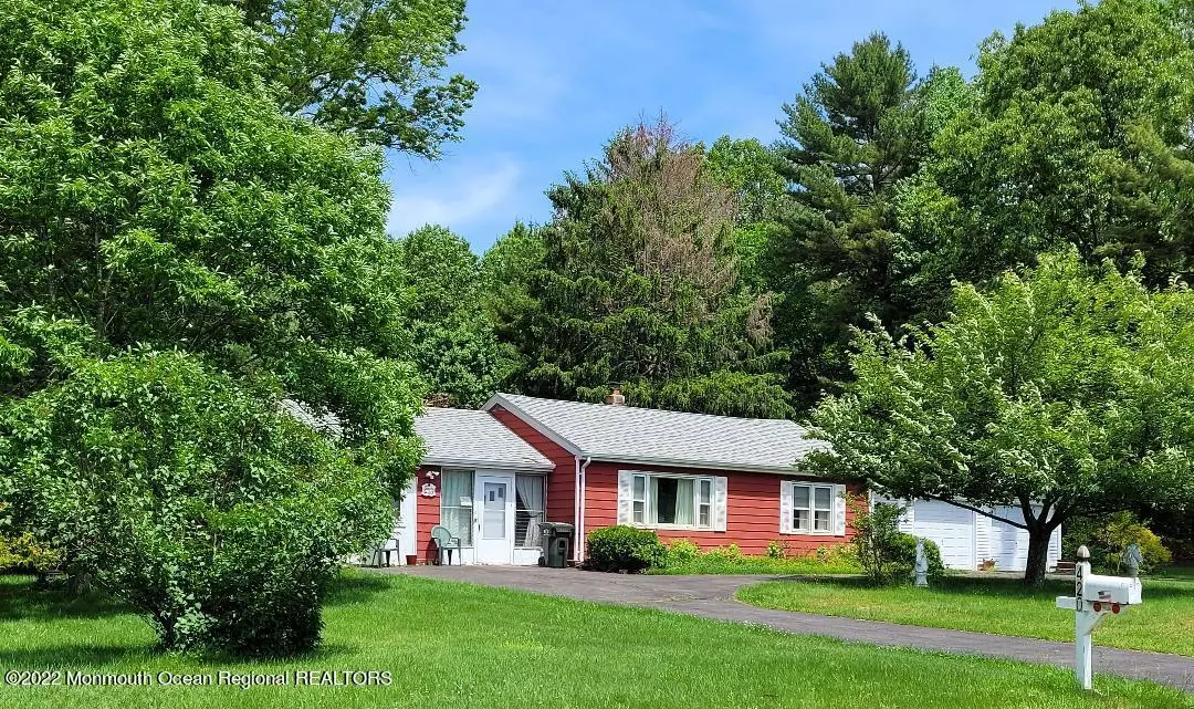 Millstone, NJ 08510,420 Stagecoach Road