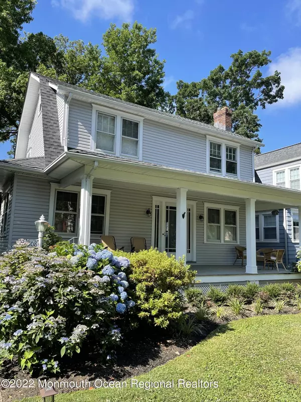 West Allenhurst, NJ 07711,508 Wildwood Road