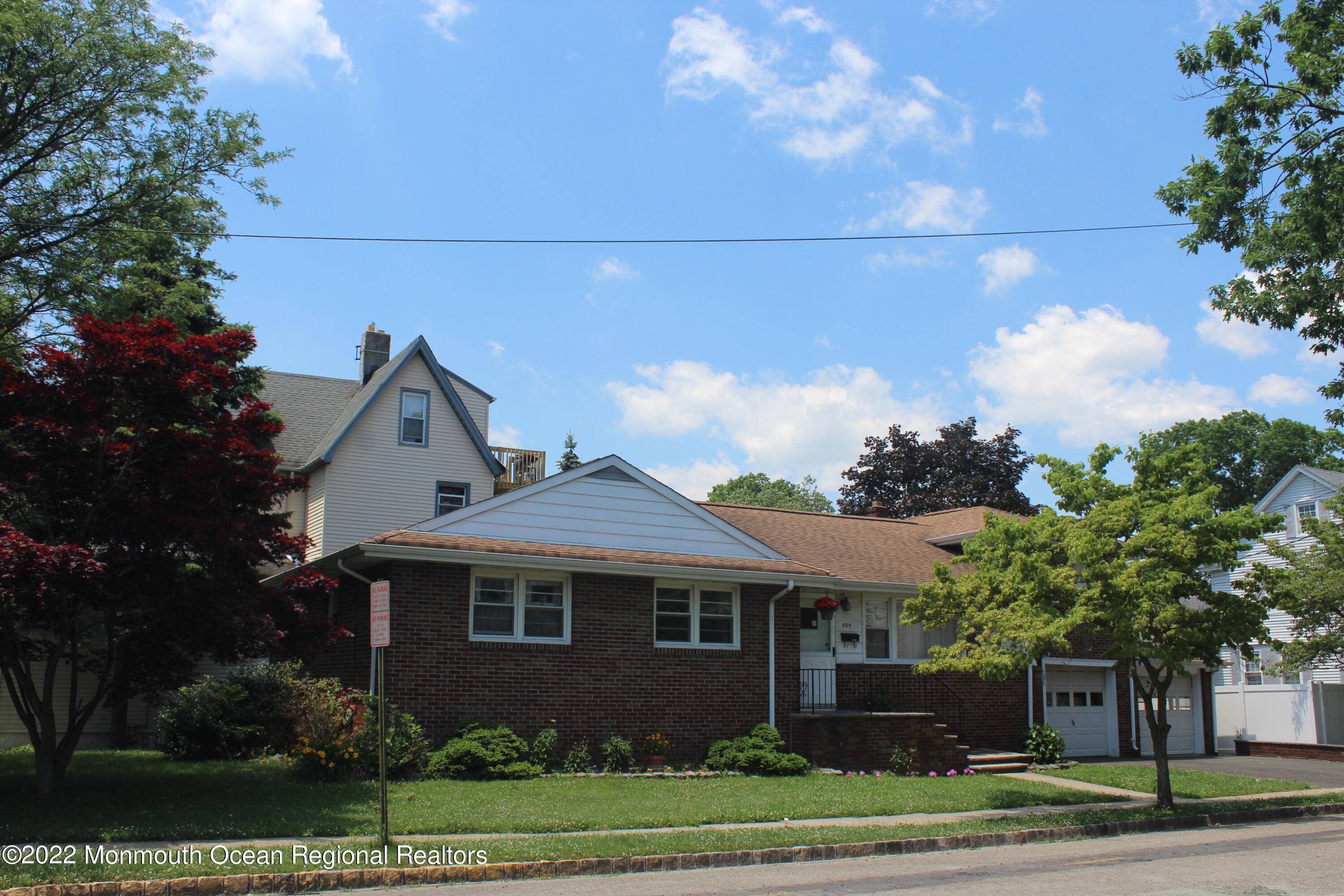 604 Donald Place, Roselle Park, NJ 07204