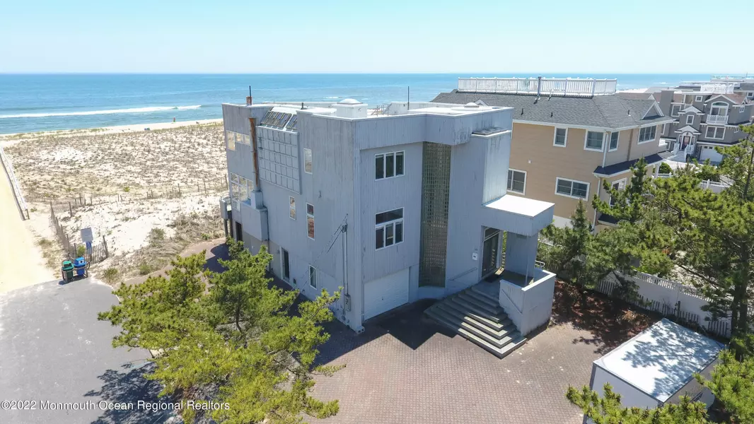 110 E Jeanette Avenue E, Long Beach Twp, NJ 08008
