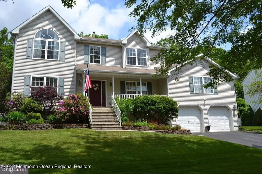 10 Southwind Court, Barnegat, NJ 08005