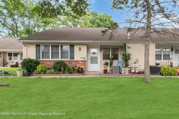 5 Haven Drive, Matawan, NJ 07747