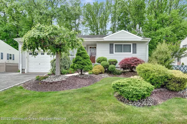 Colonia, NJ 07067,139 Carson Drive