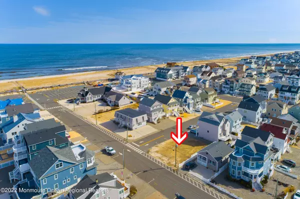 17 3rd Avenue, Ortley Beach, NJ 08751