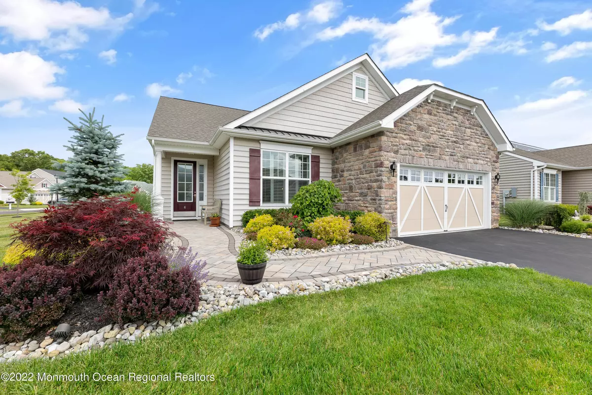 Howell, NJ 07731,6 Lily Pond Court