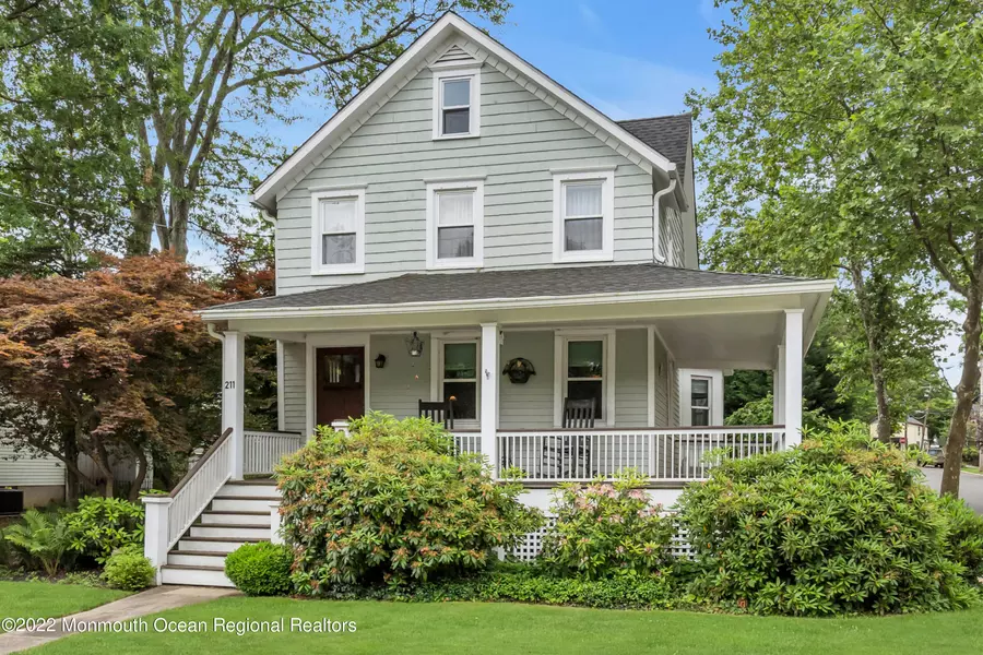 211 Grant Avenue, Hightstown, NJ 08520