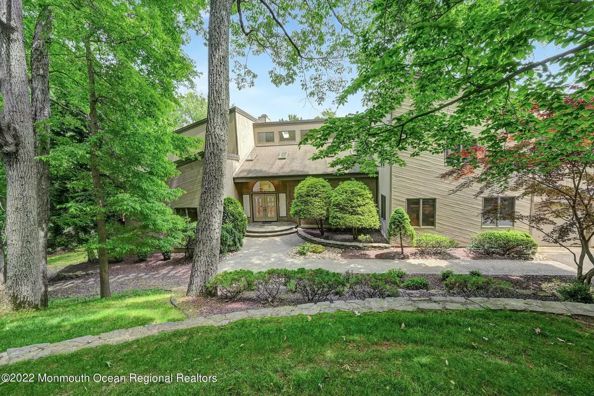 Holmdel, NJ 07733,5 White Rock Terrace