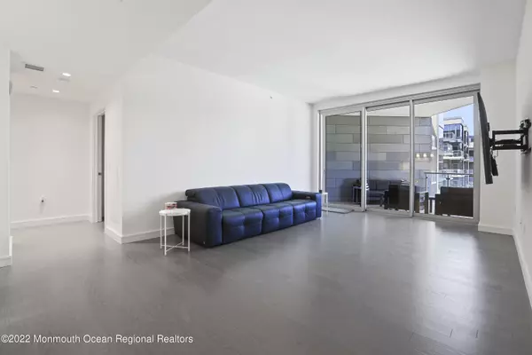Long Branch, NJ 07740,15 Morris Avenue #405