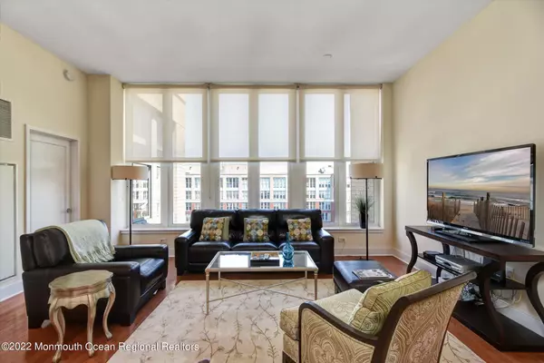 Hoboken, NJ 07030,1125 Maxwell Lane #1209