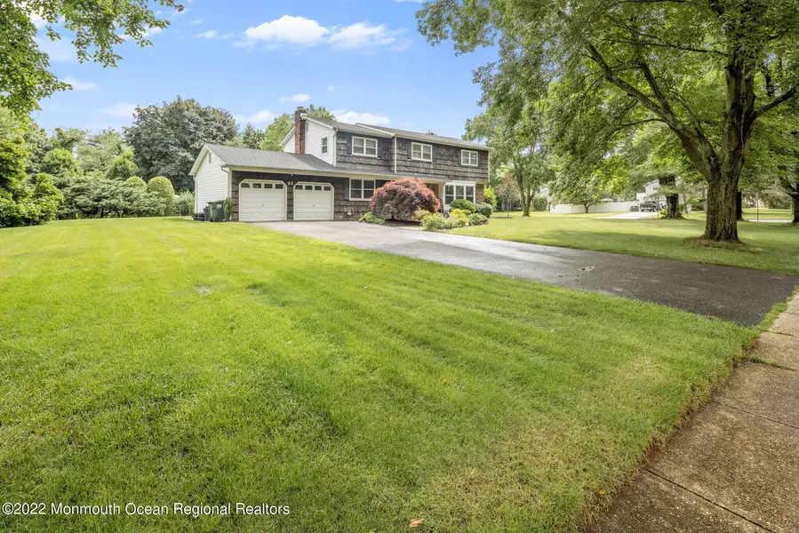 62 Three Brooks Road, Freehold, NJ 07728