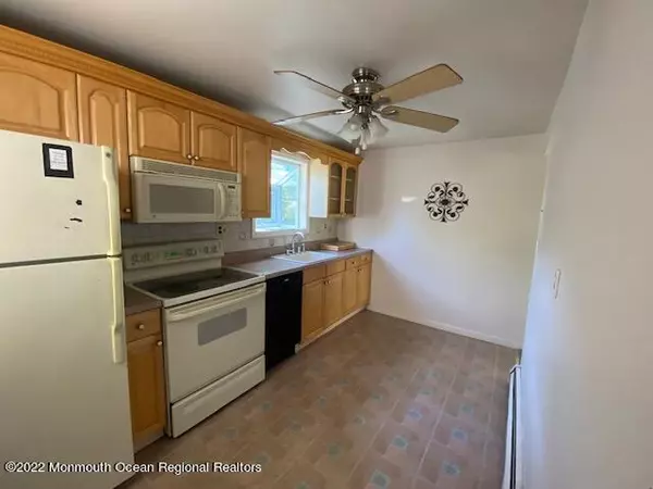 Edison, NJ 08837,203 Hoover Avenue