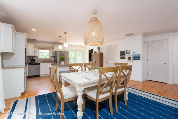 Atlantic Highlands, NJ 07716,59 W Washington Avenue