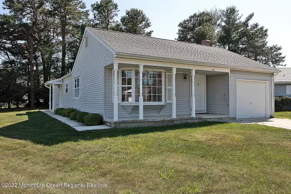 Toms River, NJ 08757,14 Yucatan Way