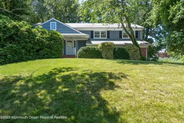 1 Gulfstream Boulevard, Matawan, NJ 07747