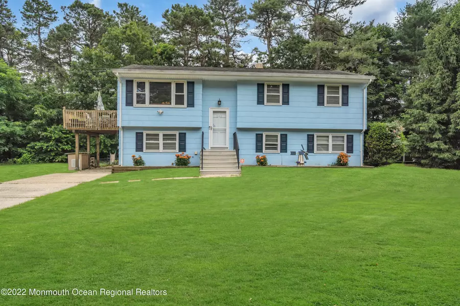 1608 5th Avenue, Toms River, NJ 08757