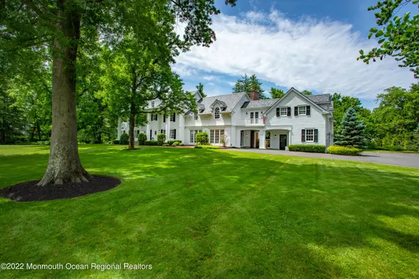 Rumson, NJ 07760,4 Broadmoor Drive