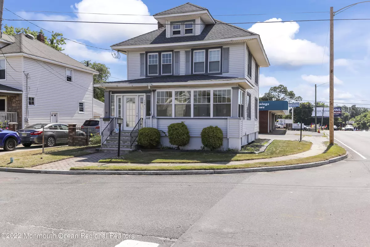 Keyport, NJ 07735,173 Chingarora Avenue