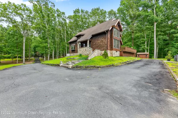 Millstone, NJ 08535,13 Alpine Drive