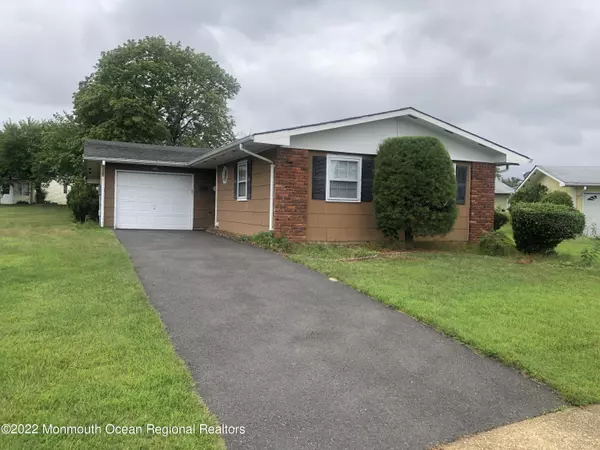 159 Clay Circle, Brick, NJ 08724