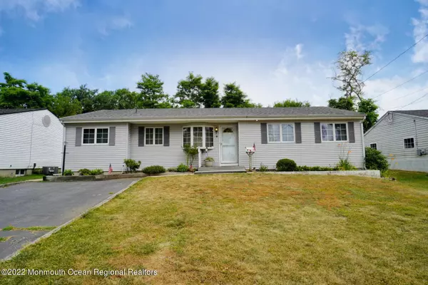 6 Temple Road, Parlin, NJ 08859