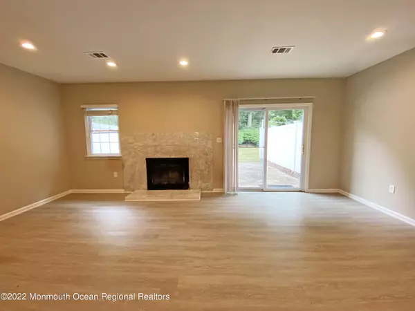 Matawan, NJ 07747,30 Staghorn Drive