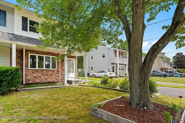 Lakehurst, NJ 08733,821 Cedar Street