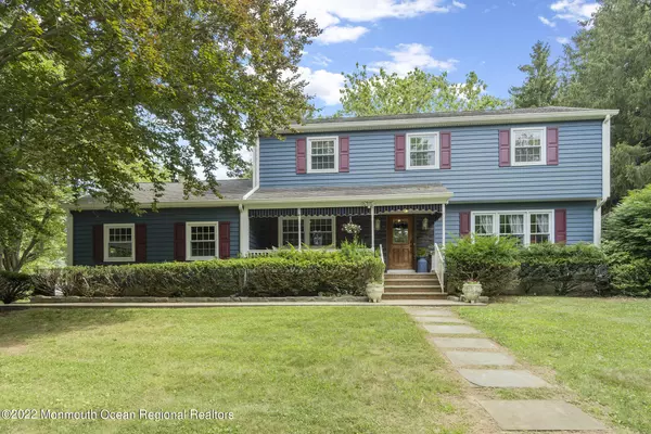 Holmdel, NJ 07733,13 Winding Brook Way