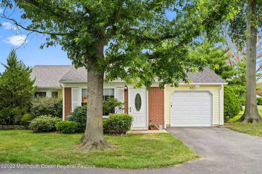 67 Jaffreyton Close #1000, Freehold, NJ 07728