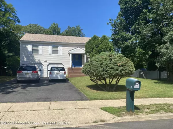 14 Oxford Road, Jackson, NJ 08527