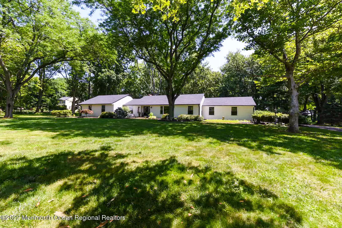 Holmdel, NJ 07733,11 Donner Street