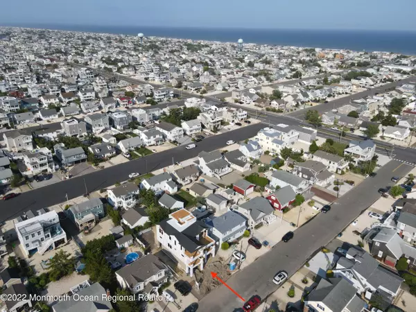 Surf City, NJ 08008,343 N 3rd Street