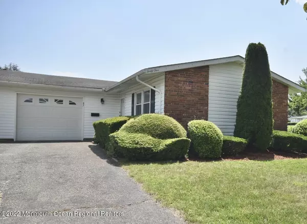 45 Rossetti Court, Brick, NJ 08724