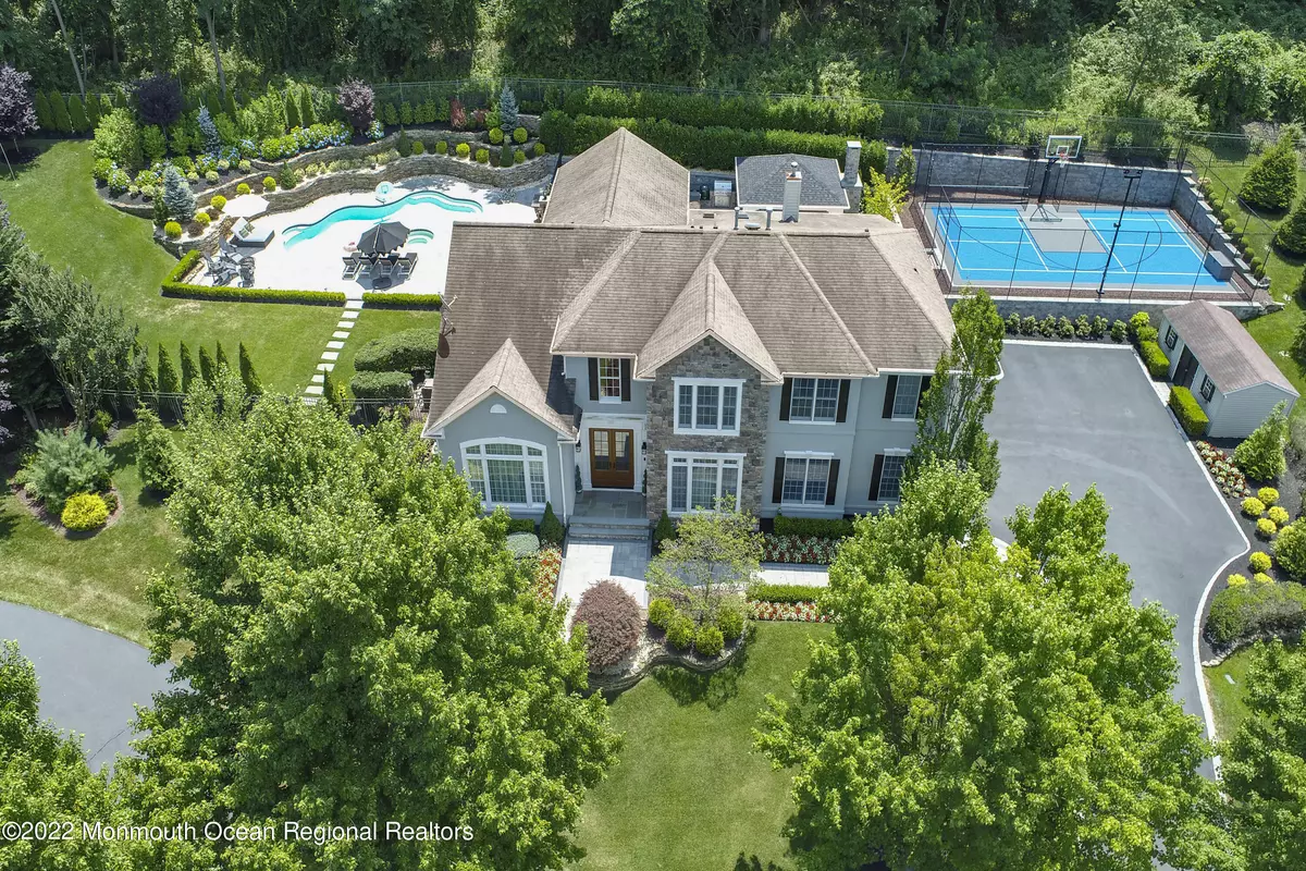 Holmdel, NJ 07733,5 Camellia Court