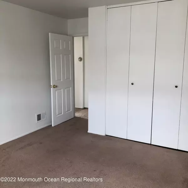 Matawan, NJ 07747,2 Valery Road #249