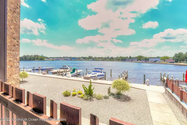 77 E Water Street #11, Toms River, NJ 08753