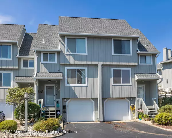 Sea Bright, NJ 07760,5 Island View Way #40