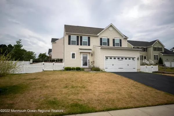 1 Pilot Court, Barnegat, NJ 08005