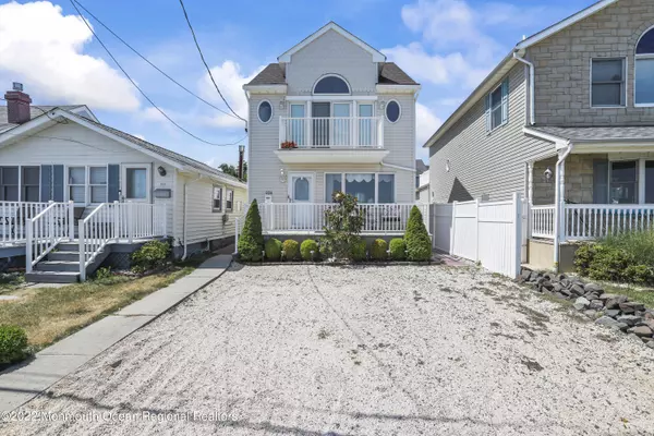 Laurence Harbor, NJ 08879,234 Shoreland Circle